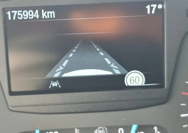 Ford Focus cena 39700 przebieg: 175998, rok produkcji 2019 z Warszawa małe 301